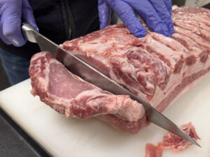 カナダポーク『大麦仕上三元豚』切り比べ食べ比べイベント