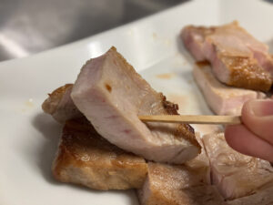 カナダポーク『大麦仕上三元豚』切り比べ食べ比べイベント